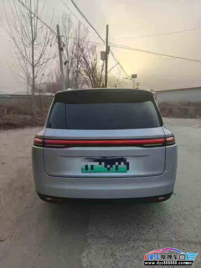 25年零跑C16轿车抵押车出售