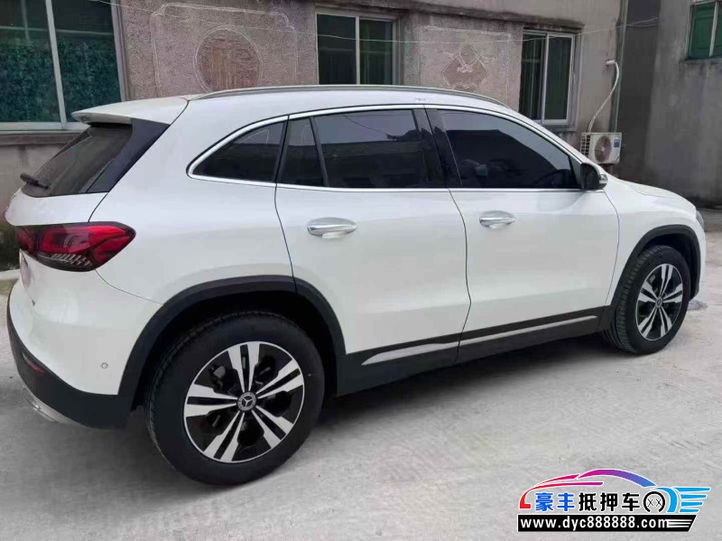 24年奔驰GLA轿车抵押车出售