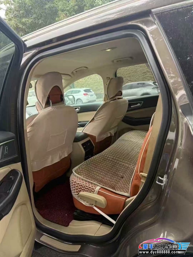 15年福特锐界轿车抵押车出售