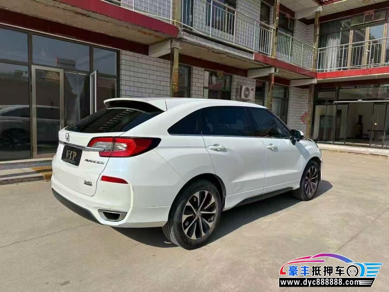 17年本田冠道轿车抵押车出售