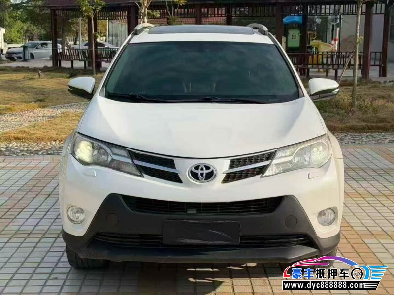 抵押车出售15年丰田RAV4轿车