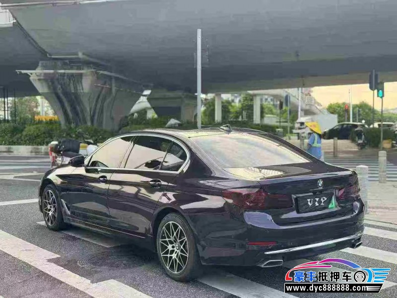 20年宝马5系轿车抵押车出售