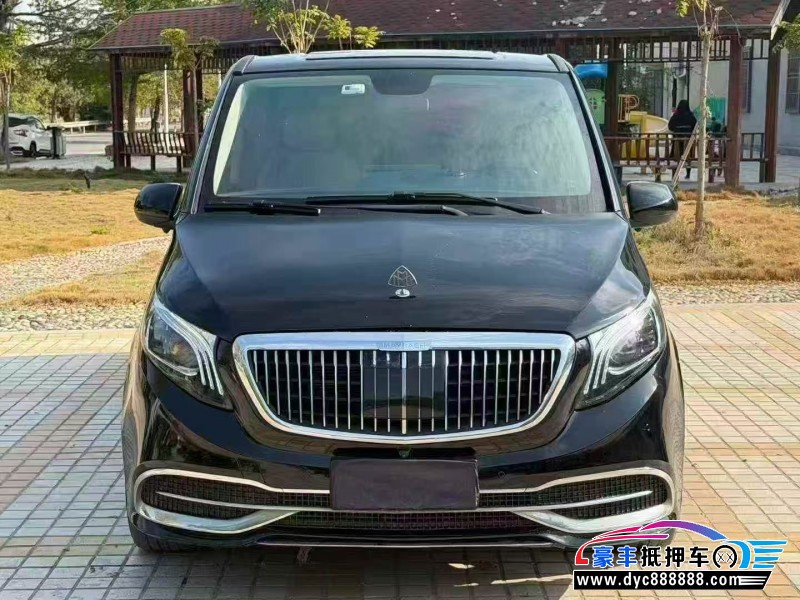 22年奔驰威霆轿车抵押车出售