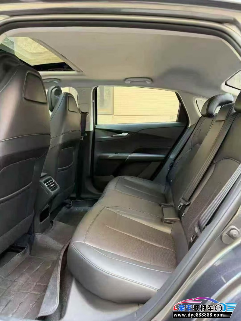 25年长安逸动轿车抵押车出售