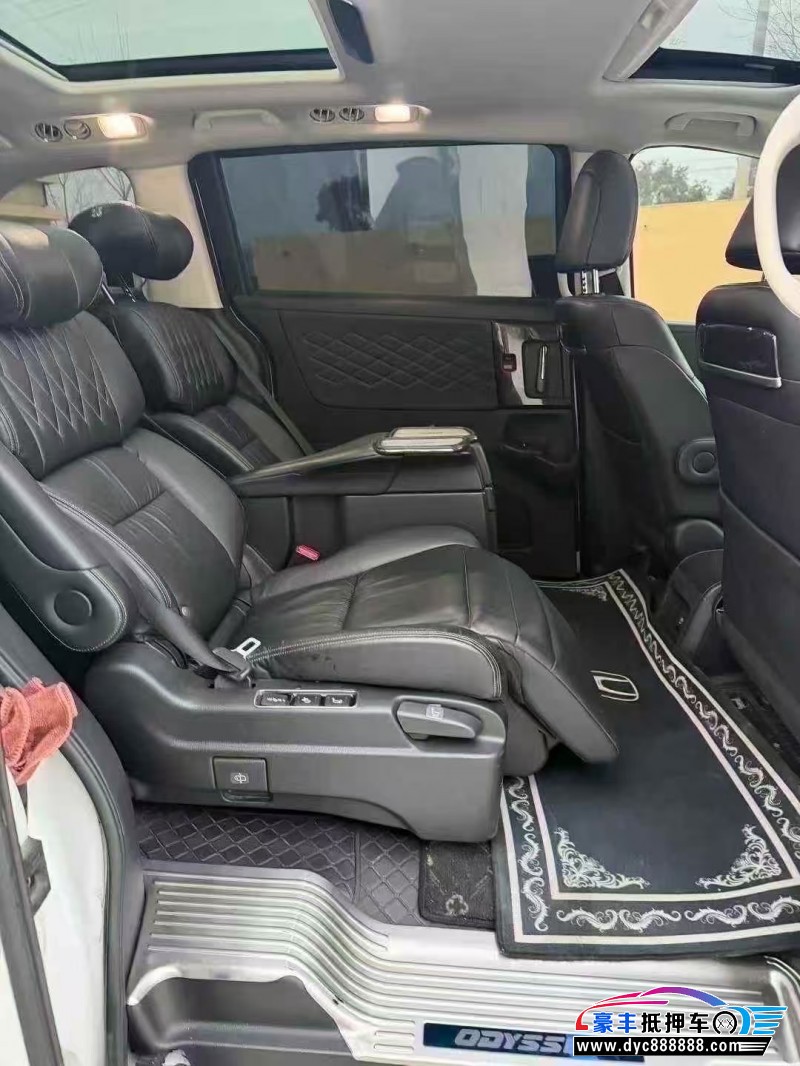 21年本田艾力绅轿车抵押车出售