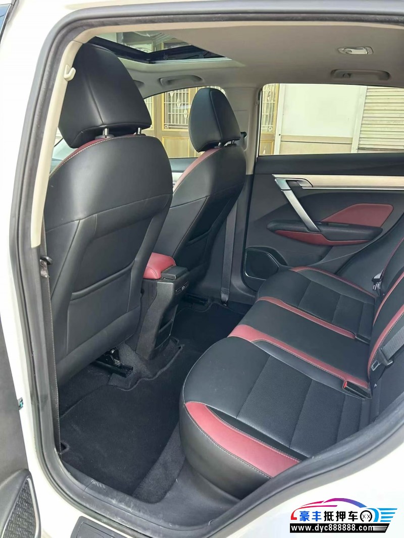 21年吉利缤越轿车抵押车出售