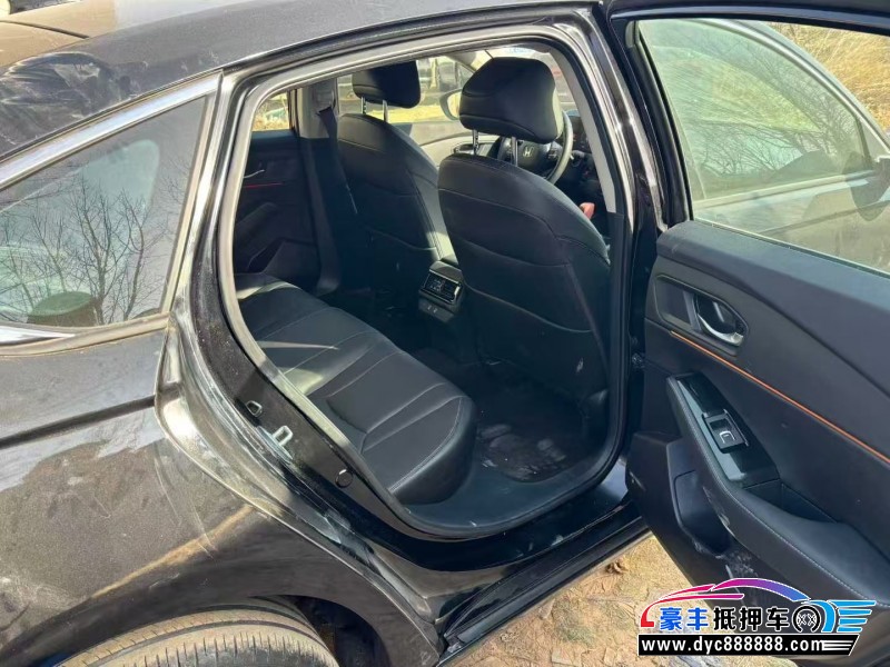 25年本田雅阁轿车抵押车出售