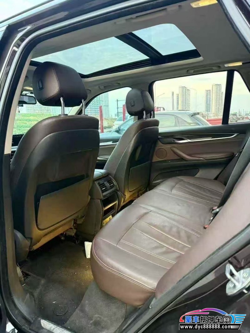 17年宝马X5轿车抵押车出售