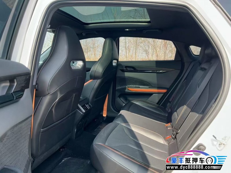 23年长安长安UNI轿车抵押车出售