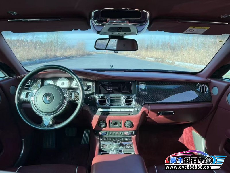 18年劳斯莱斯魅影轿车抵押车出售