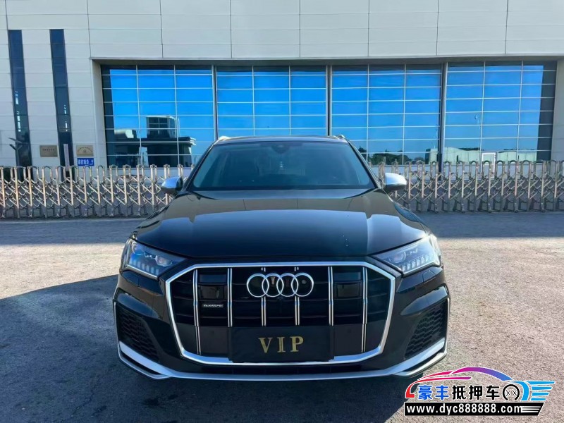 抵押车出售23年奥迪Q7轿车