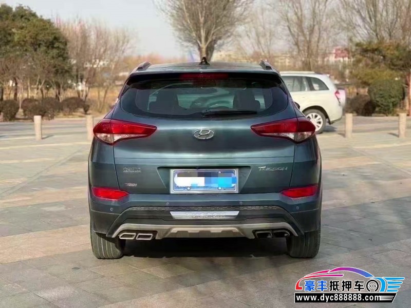 16年现代途胜轿车抵押车出售