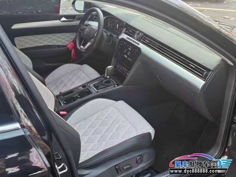 24年大众迈腾轿车抵押车出售