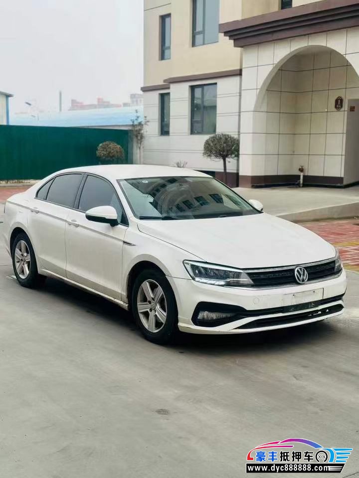 22年大众凌渡轿车抵押车出售
