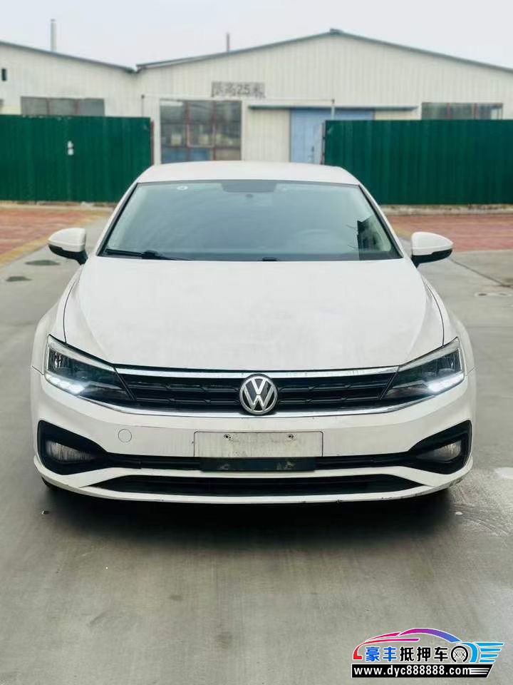 22年大众凌渡轿车抵押车出售