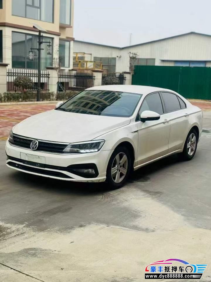 22年大众凌渡轿车抵押车出售