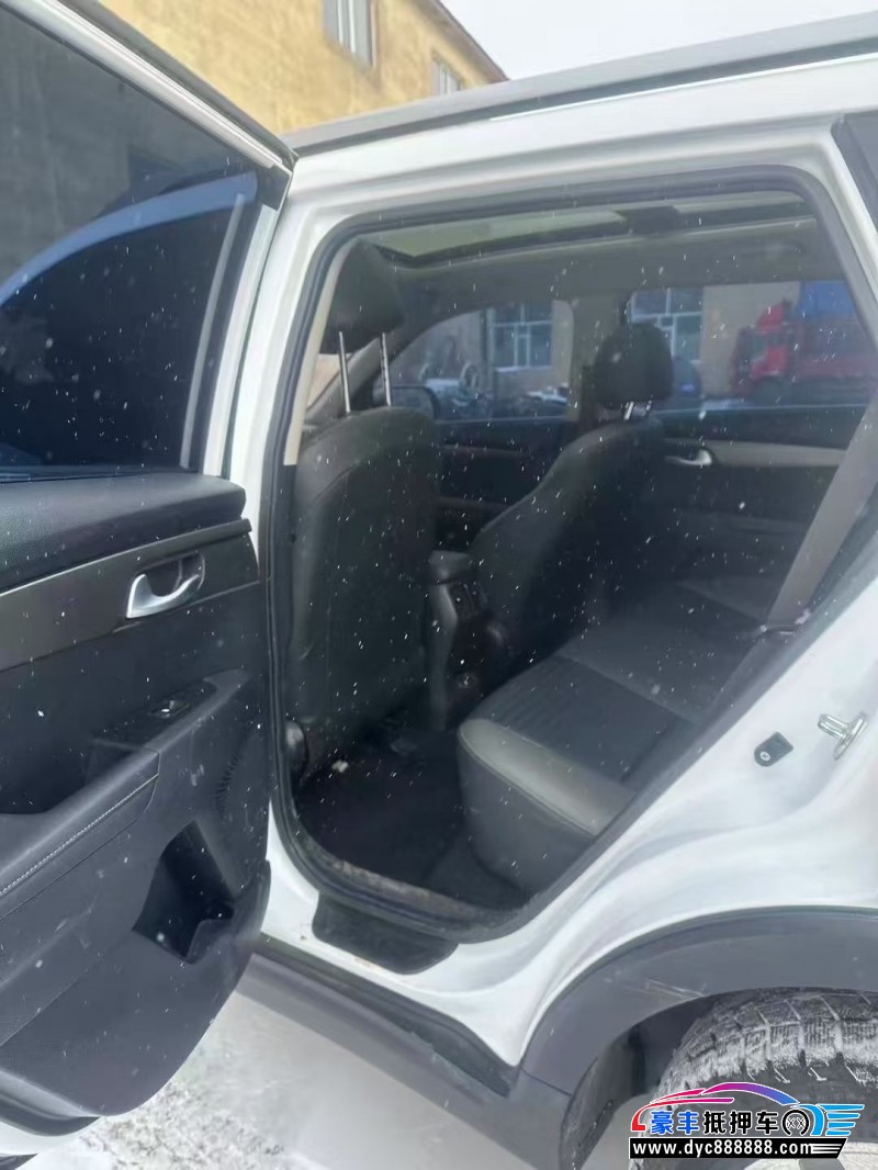 20年起亚智跑轿车抵押车出售