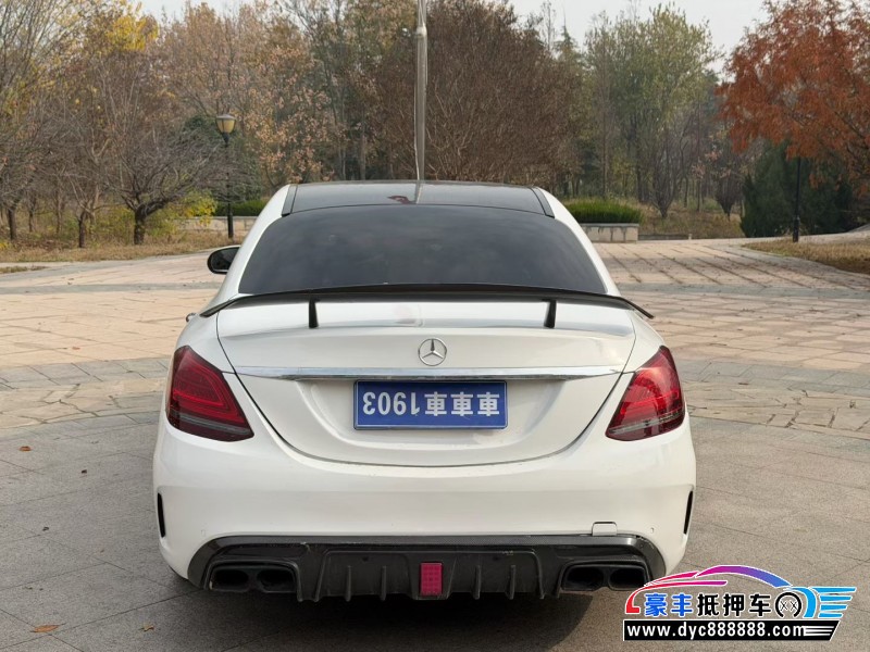 20年奔驰C轿车抵押车出售