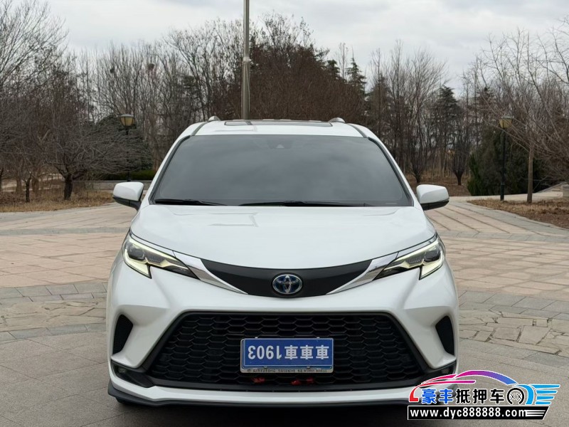 抵押车出售24年丰田格瑞维亚轿车