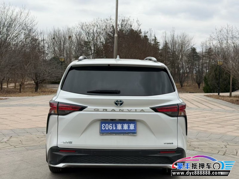 24年丰田格瑞维亚轿车抵押车出售