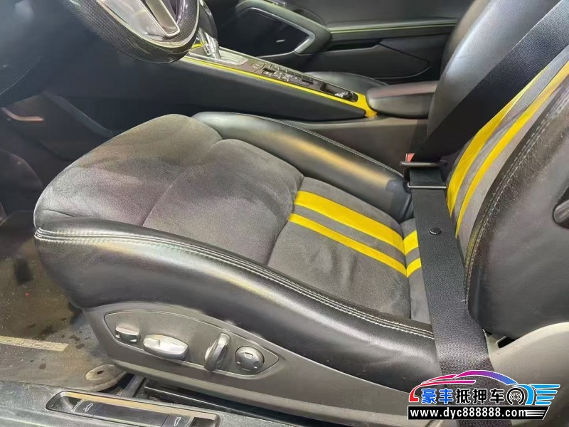 14年保时捷911轿车抵押车出售