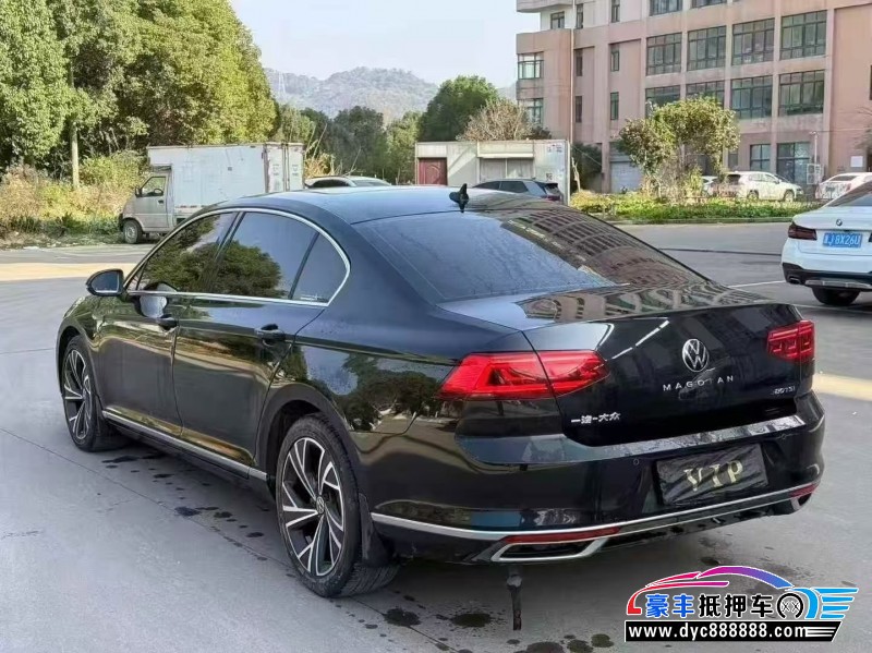 22年大众迈腾轿车抵押车出售