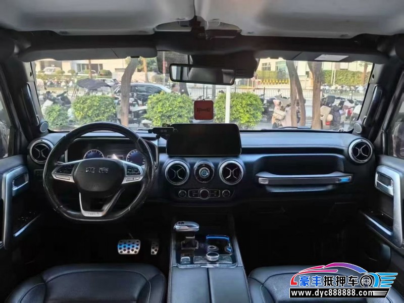 22年北京BJ40轿车抵押车出售