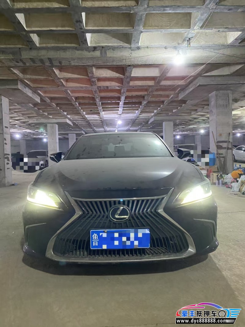 抵押车出售20年雷克萨斯ES轿车