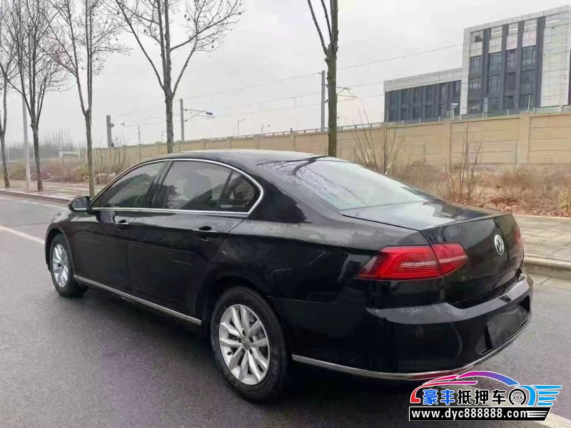 17年大众迈腾轿车抵押车出售