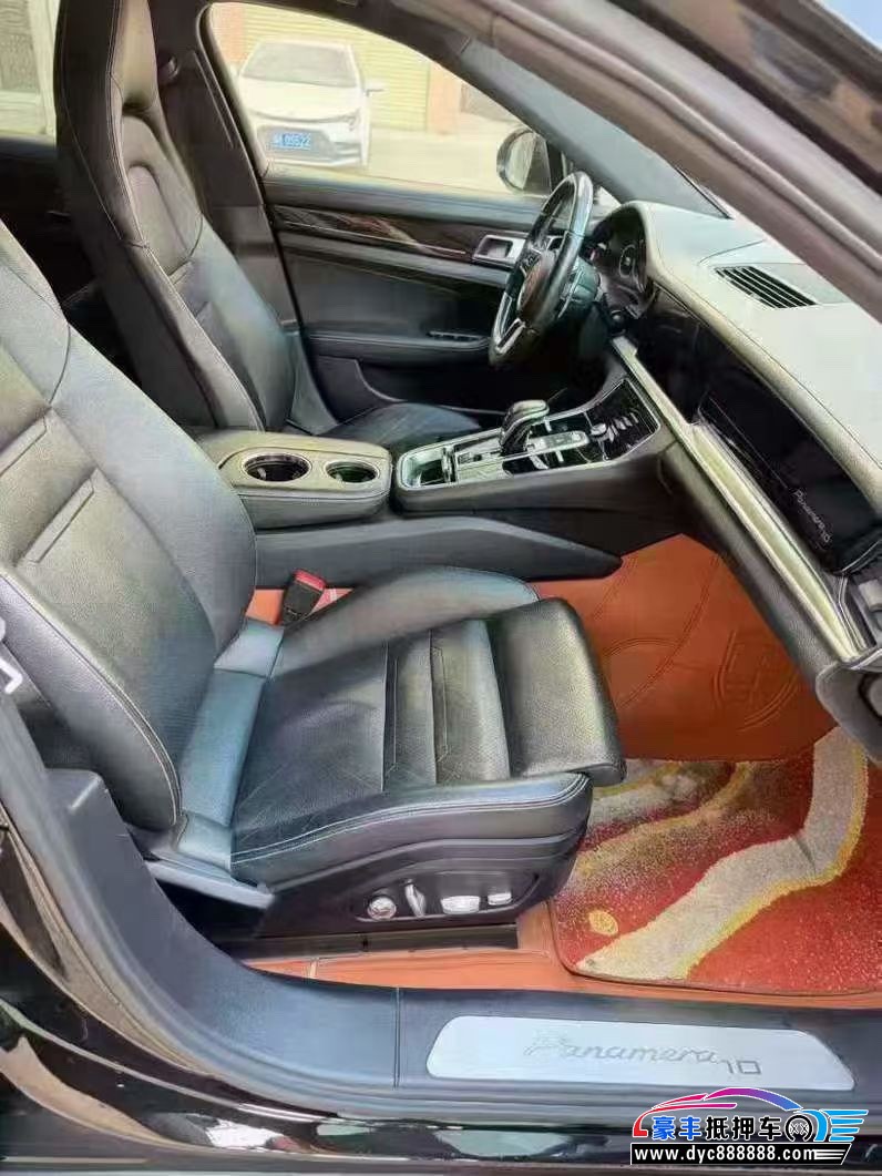 20年保时捷帕纳梅拉轿车抵押车出售