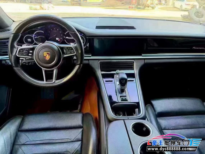 20年保时捷帕纳梅拉轿车抵押车出售