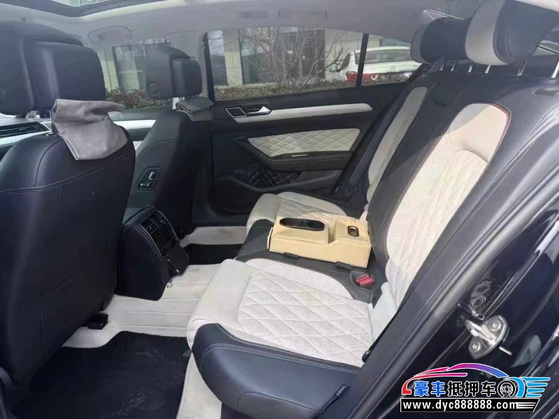 23年大众迈腾轿车抵押车出售