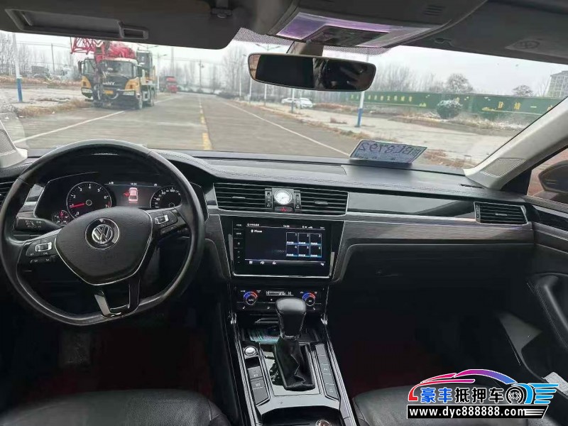 19年大众辉昂轿车抵押车出售