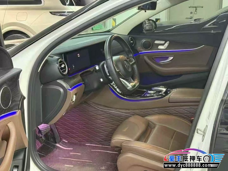 17年奔驰E轿车抵押车出售