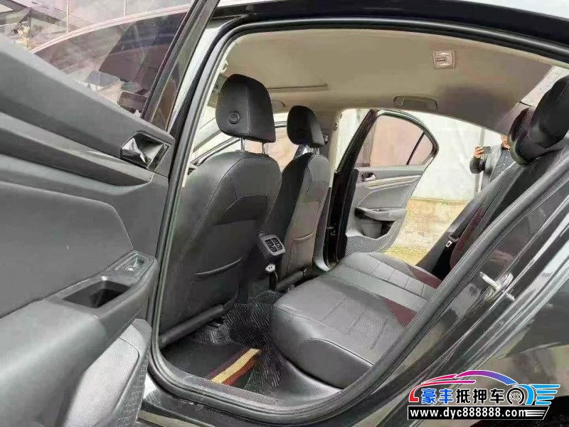 20年大众宝来轿车抵押车出售