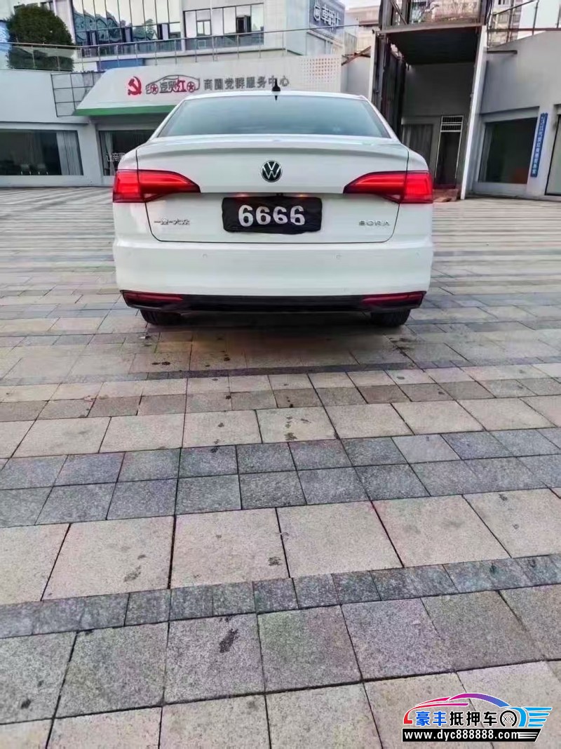 21年大众宝来轿车抵押车出售