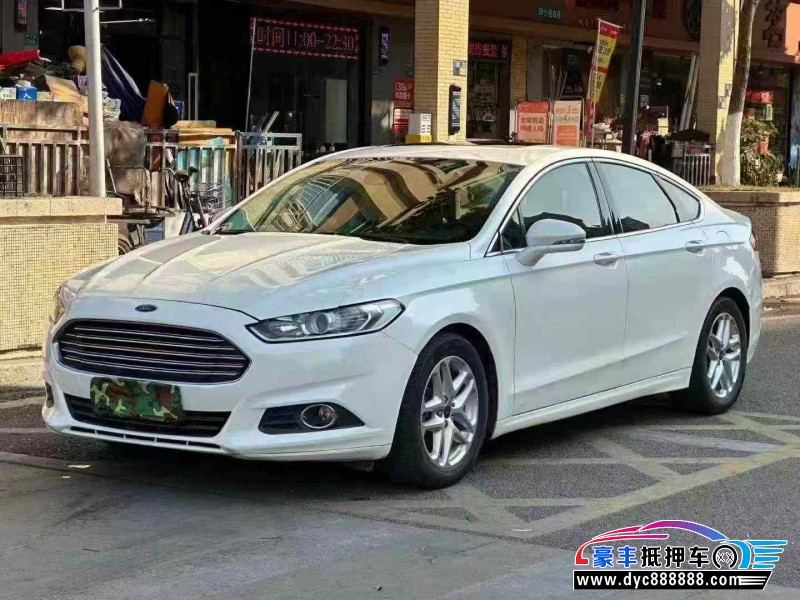 15年福特蒙迪欧轿车抵押车出售