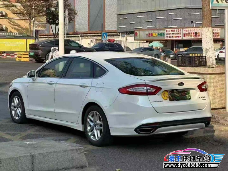15年福特蒙迪欧轿车抵押车出售