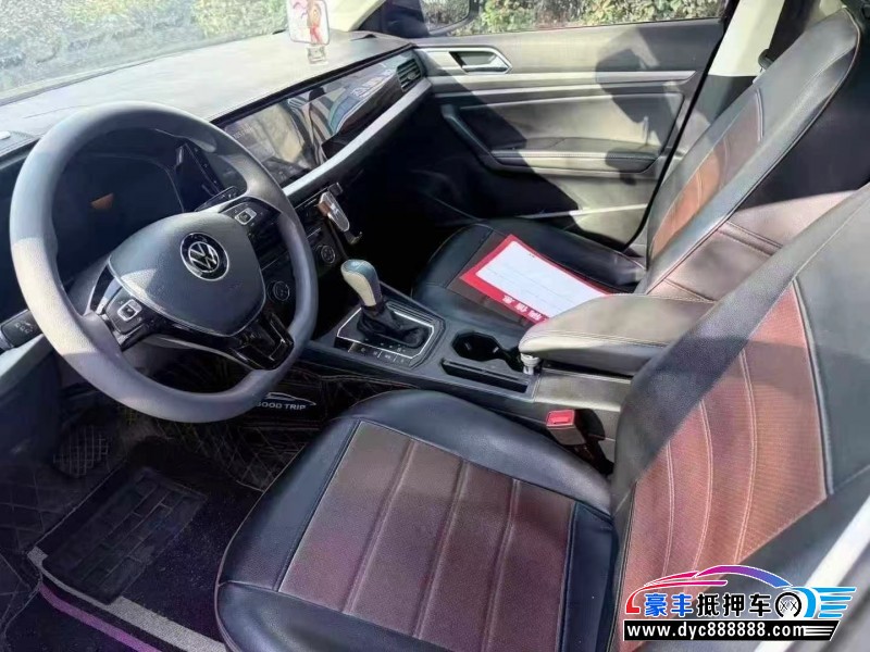 21年大众朗逸轿车抵押车出售