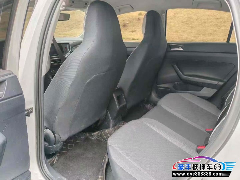 25年大众朗逸轿车抵押车出售