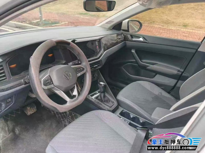 25年大众朗逸轿车抵押车出售