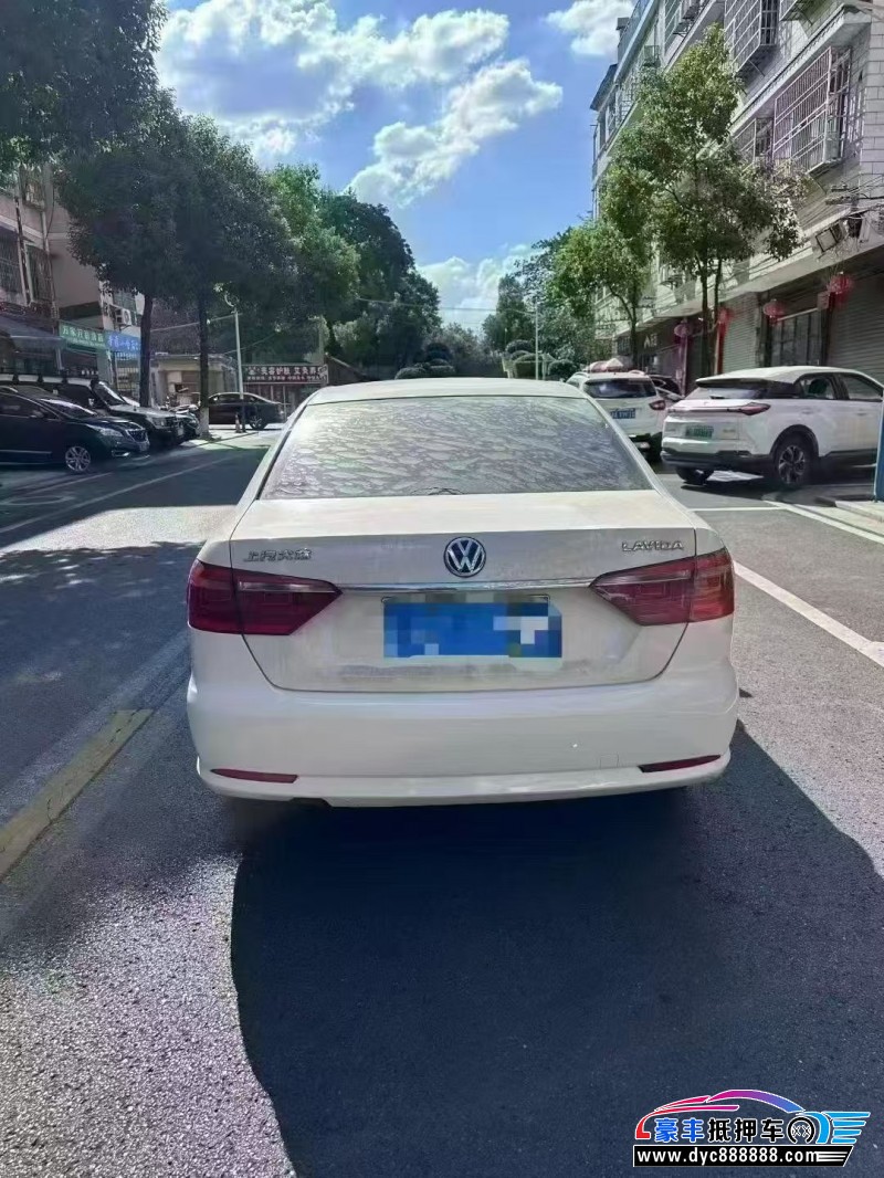 17年大众朗逸轿车抵押车出售