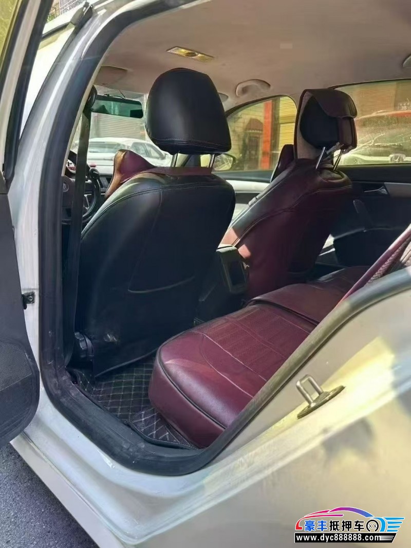 17年大众朗逸轿车抵押车出售