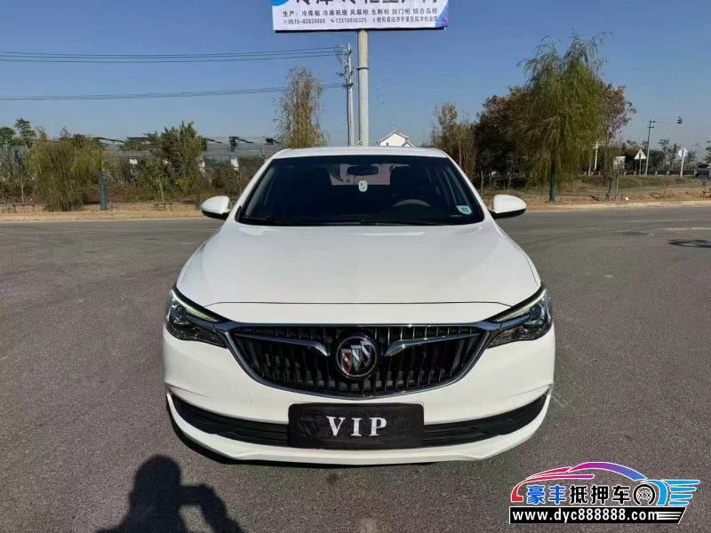 抵押车出售20年别克英朗轿车