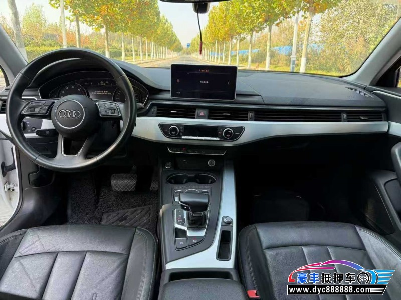 19年奥迪A4L轿车抵押车出售