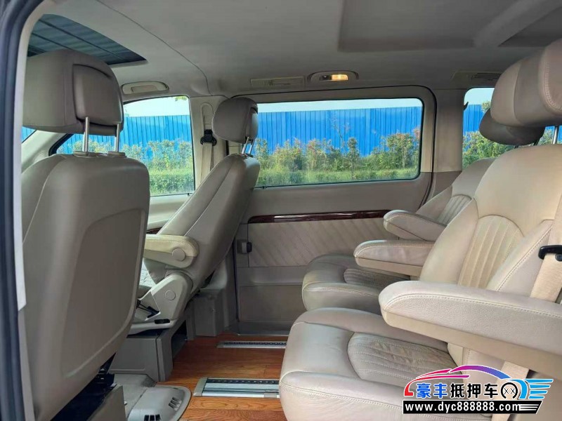 14年奔驰唯雅诺MPV抵押车出售