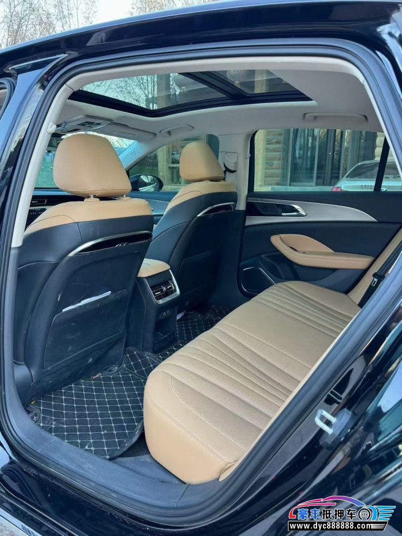 22年红旗H5轿车抵押车出售