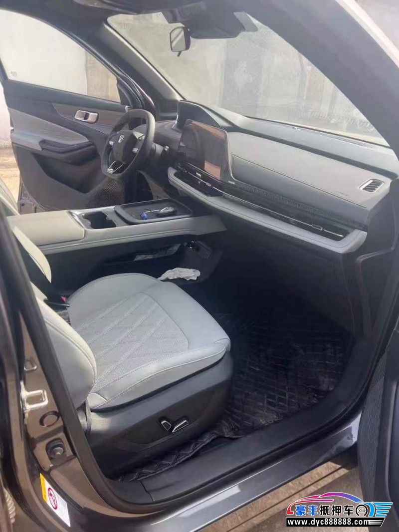 25年长安长安CS55SUV抵押车出售