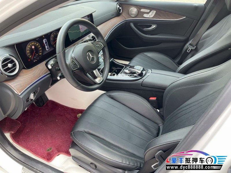 17年奔驰E轿车抵押车出售