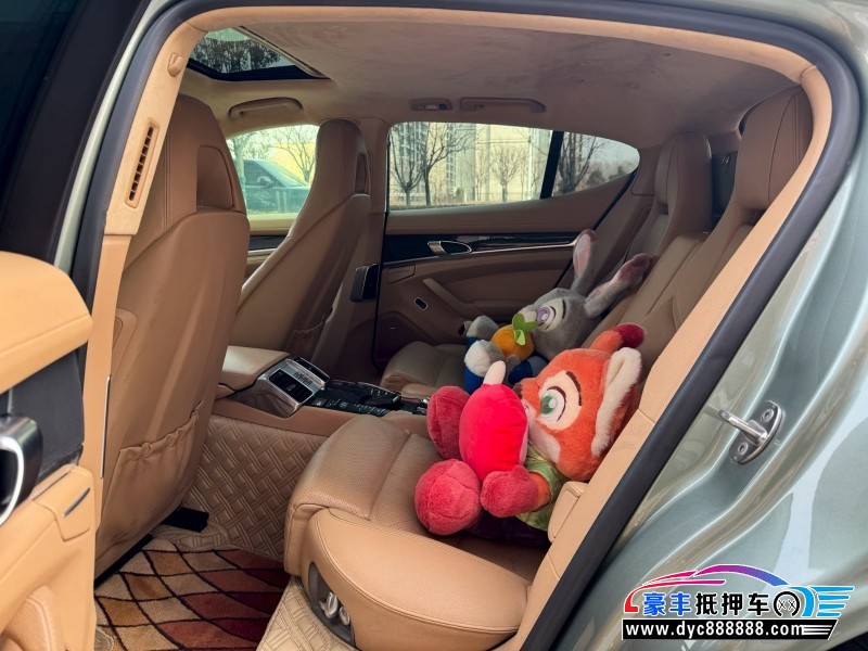 13年保时捷帕纳梅拉轿车抵押车出售